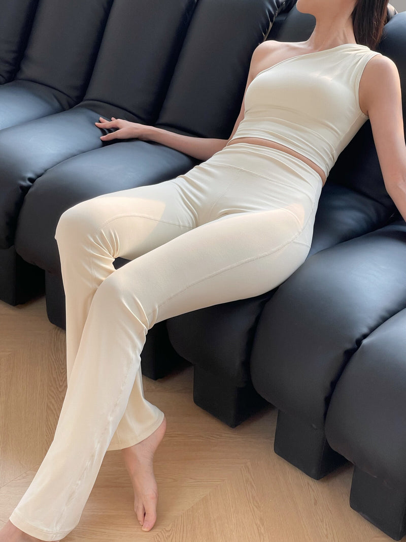 Move In Your Own Rhythm: Stylish Women’s Casualwear For Fitness, Outdoor Life & Everyday Moments