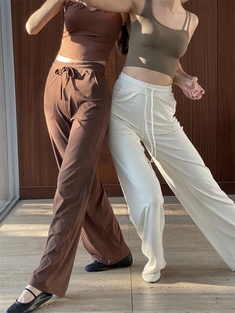 Flow Into Freedom: Modern Yoga Wear Designed for Fashion, Movement & Outdoor Lifestyle
