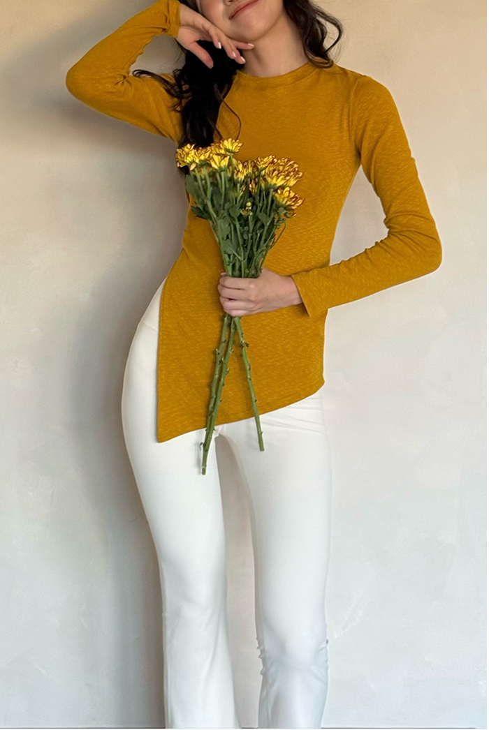 Move With Elegance: Discover Modern Yoga Wear Designed for Fashion, Fitness & Outdoor Life